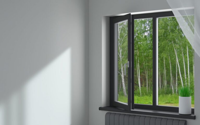 black-plastic-window-in-the-room-1080x675